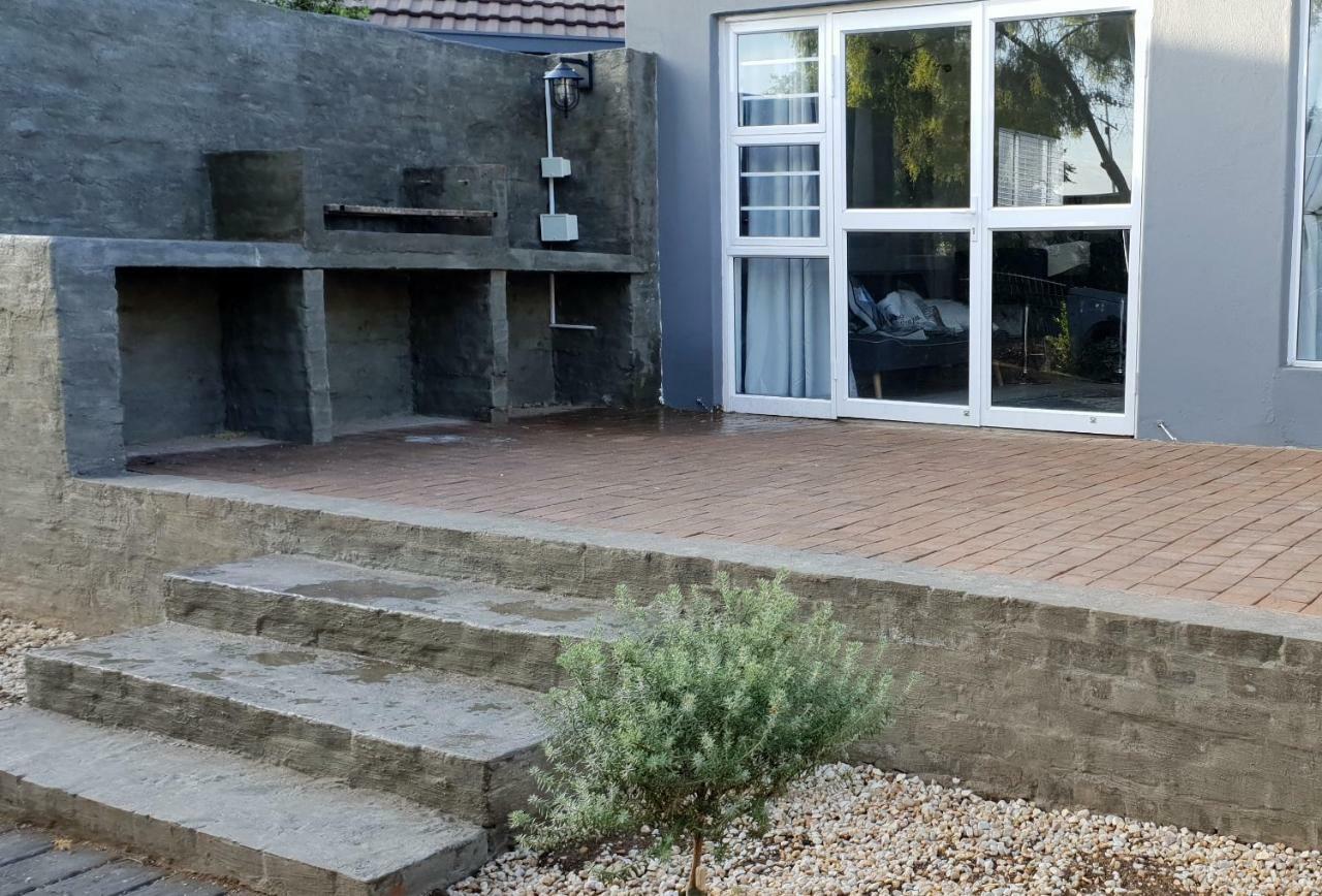 Emmaus Apartment Bloemfontein Ngoại thất bức ảnh