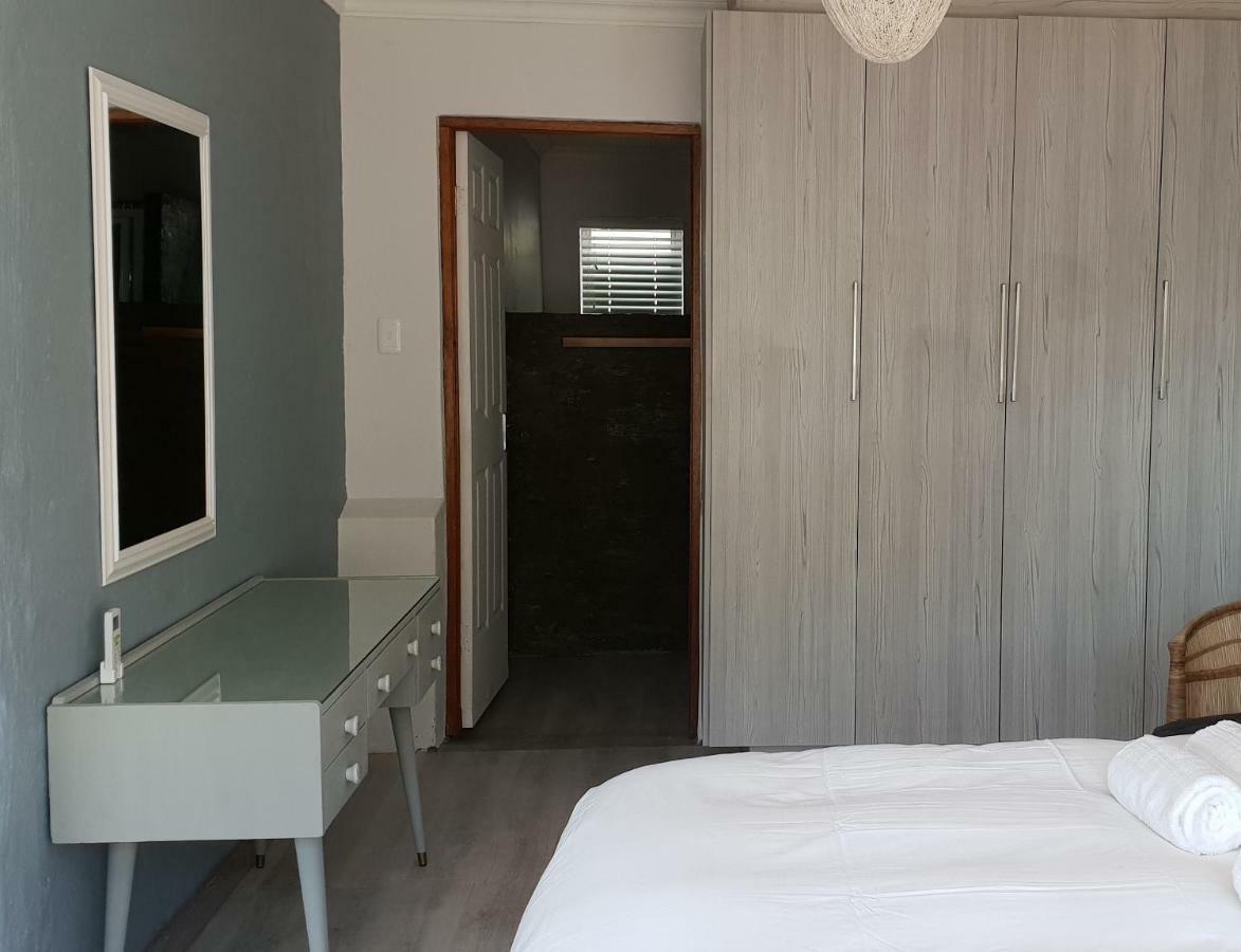 Emmaus Apartment Bloemfontein Ngoại thất bức ảnh