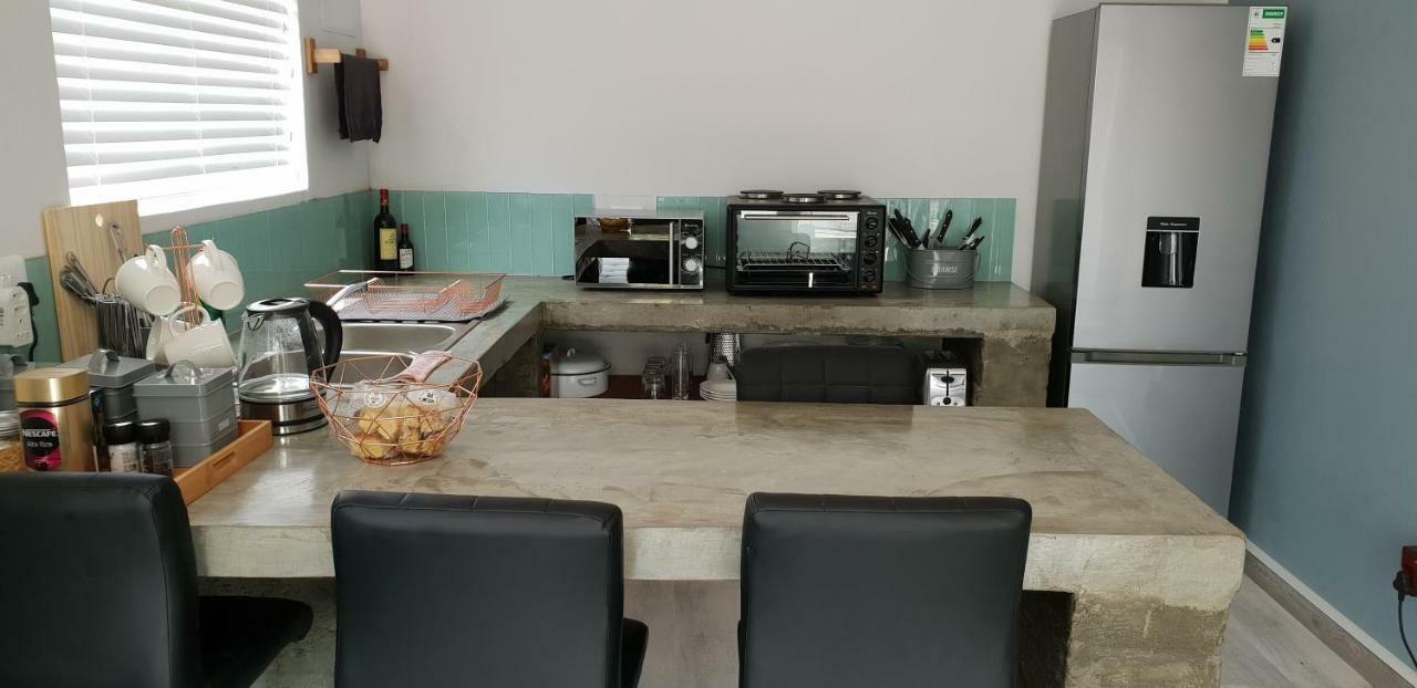 Emmaus Apartment Bloemfontein Ngoại thất bức ảnh